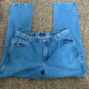 Wrangler mens jeans. 36x32. Bought to cut into shorts.